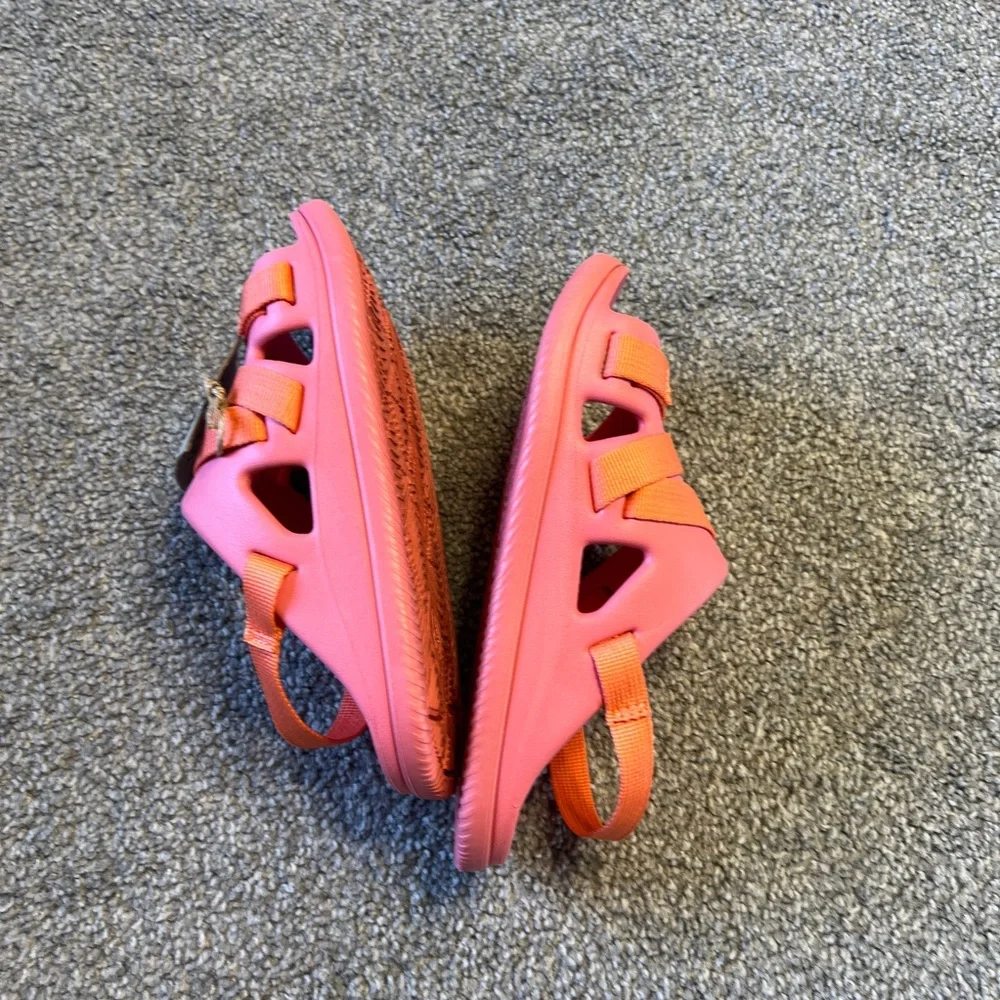 chaco sandals girls 3 coral pink orange classic strap outdoor‎ casual hiking